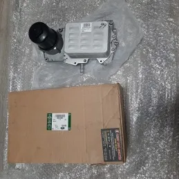 Land Rover Yağ Soğutucusu ve Filtre LR022895